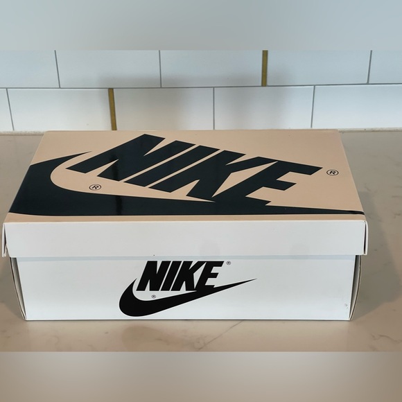 Promo sample Air Jordan 1 Retro Off White Low Snakeskin Size 11 Nike Rare 2017 - Picture 11 of 12